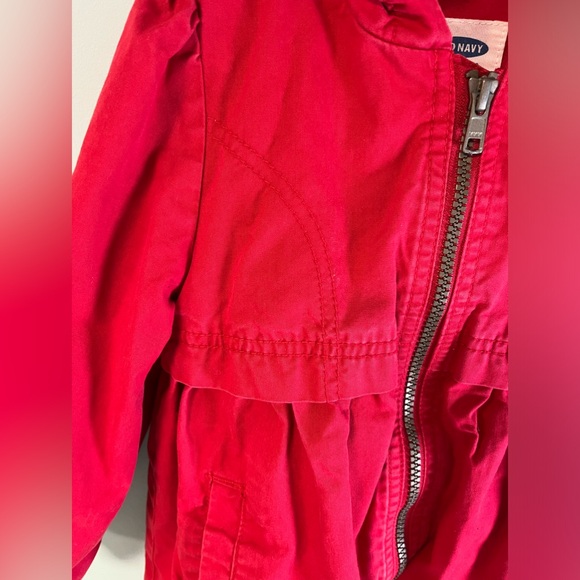 Old Navy Red Hooded Zipper Jacket, Toddler Girl Size 3T, Kid Fall/Spring Coats - Picture 3 of 10